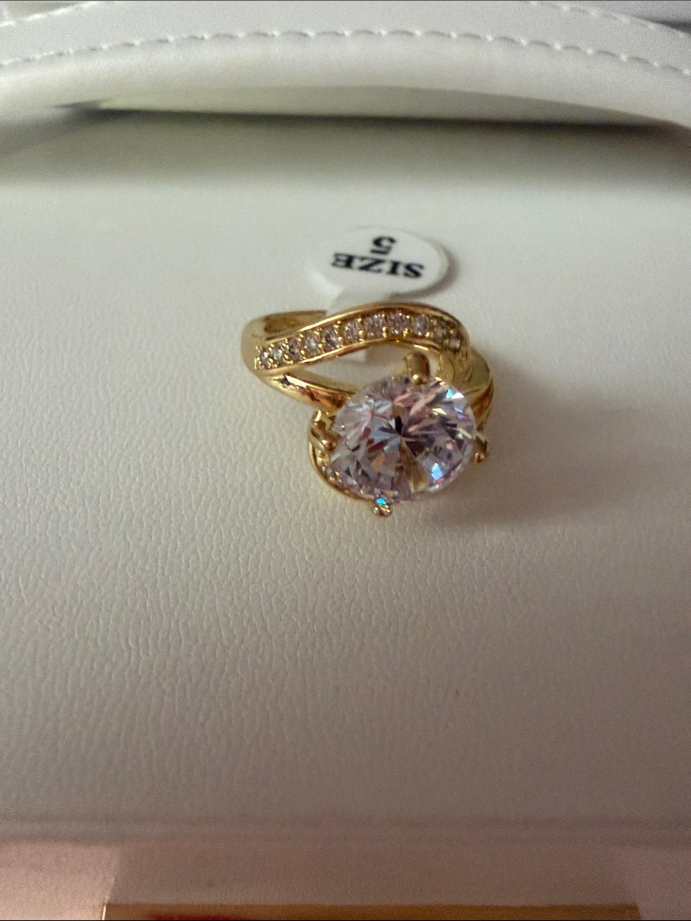 Gold-filled Solitaire Twist Ring with Clear Cubic Zirconia - Size 5
